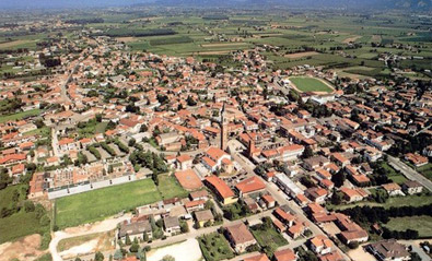 Panorama de Solesin da lalto (foto jakdgl, Solesino).