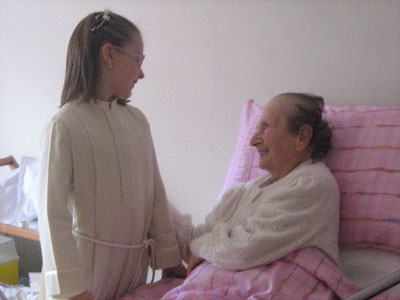 Valentina e la trisavola (nonna Giulia).