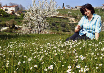 … i vedeva la man de Dio nel miracolo de la natura, ne la primavera, nel vento, nel colore de i fiori… “Tute robe che se pol védare anca oncò, volendo…” pare che la diga Gelmina Dalla Bona…