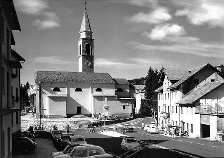 Na foto d’epoca del Centro de Tonezza.