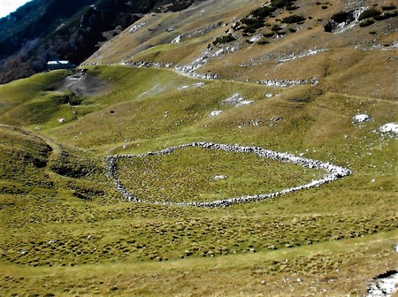 Alta Val Fraselle, via batùa da i contrabandieri.